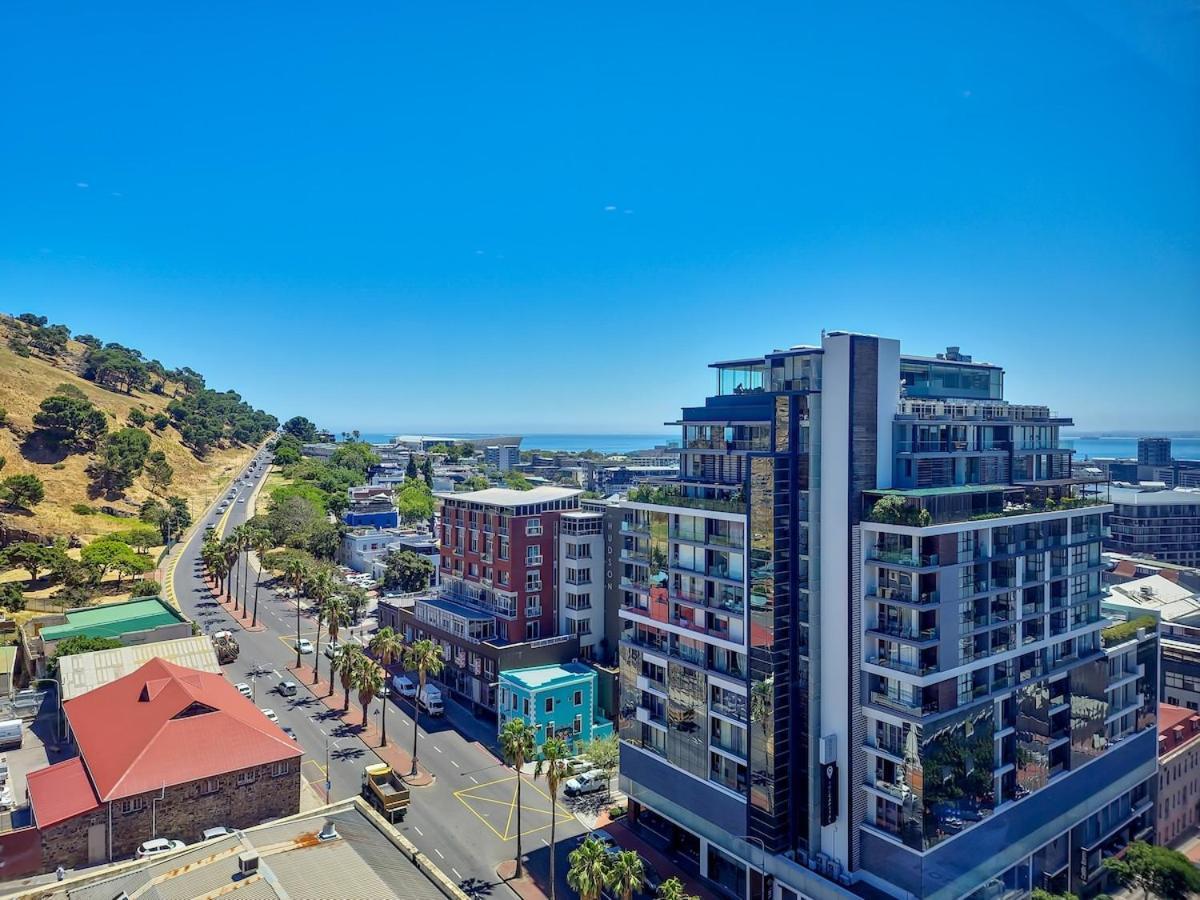 Apartment Meticulous On Strand Street,ocean Views