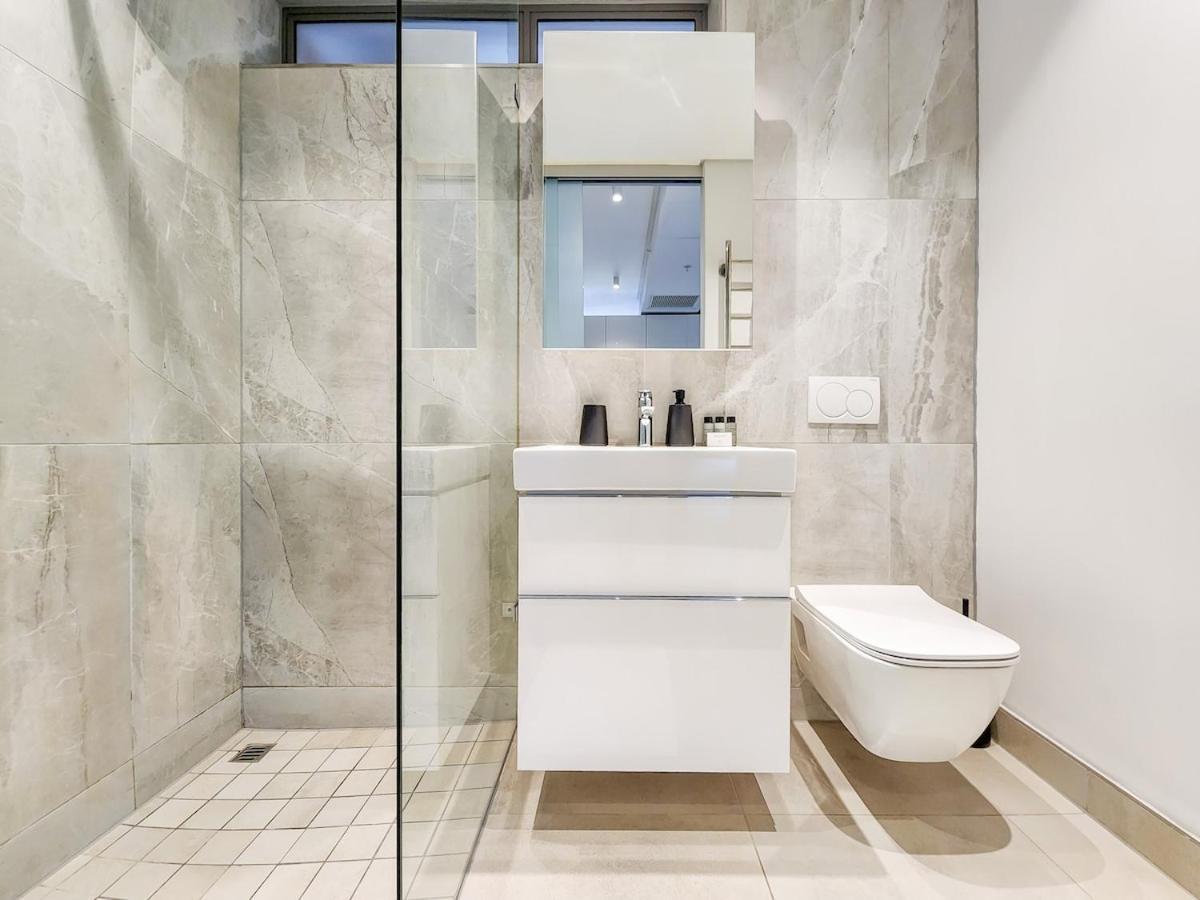 Meticulous On Strand Street,ocean Views