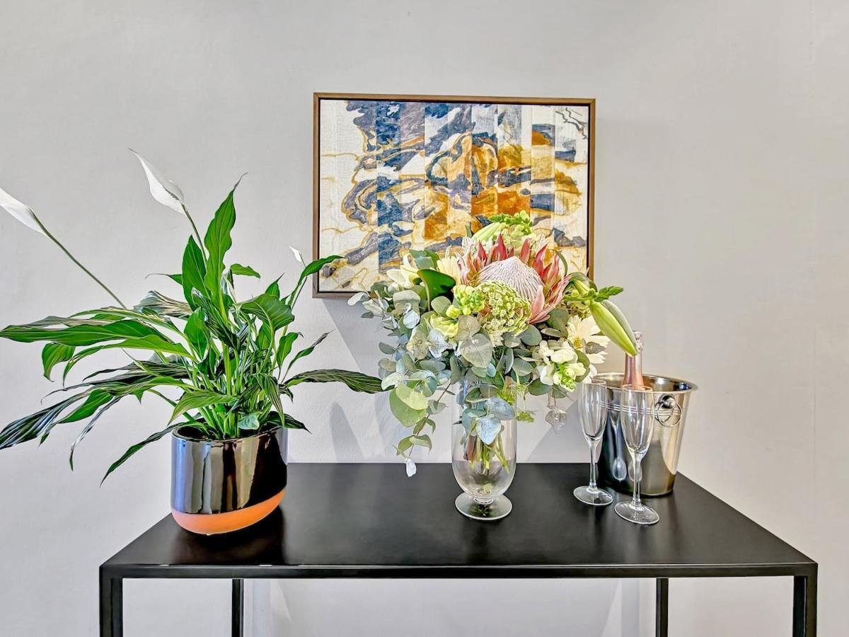 Meticulous On Strand Street,ocean Views *