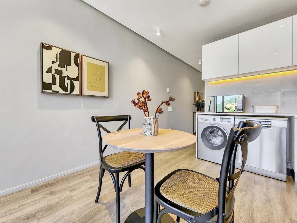Meticulous On Strand Street,ocean Views
